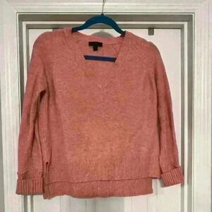 J. Crew Supersoft Yarn V-neck Sweater in Heather Blossom Size XS Style H3911